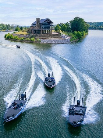 Boats Leaving the Marina, Clarksville, TN